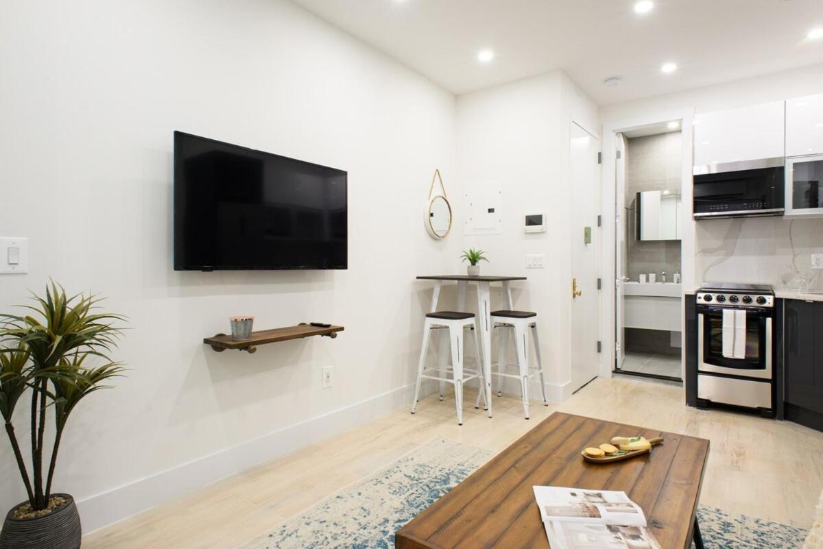 78-3d Brand New 1br Prime Ues Wd In Unit *