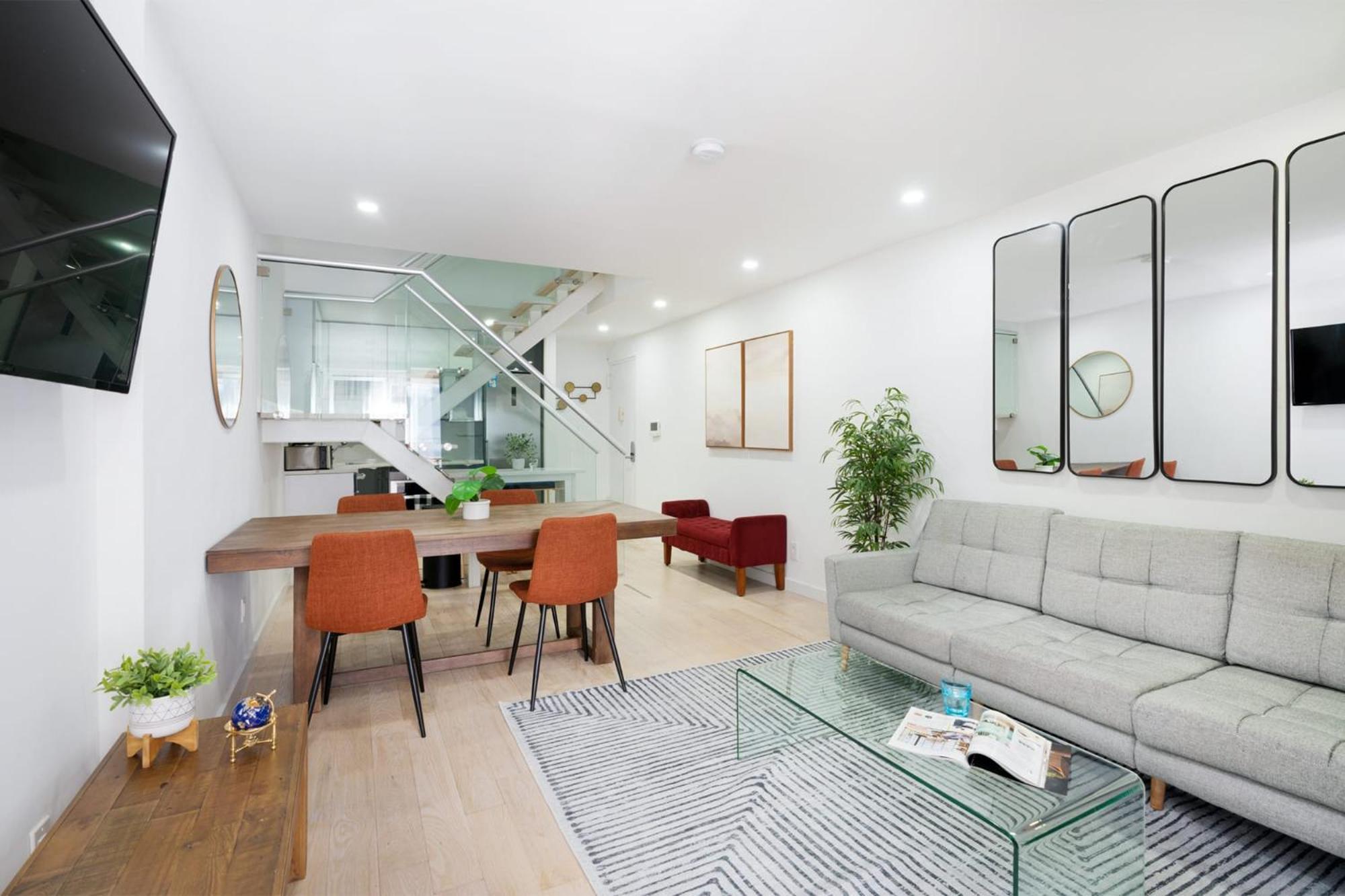 Apartment 75-4b Duplex 3br Brand New W&d Prime Ues