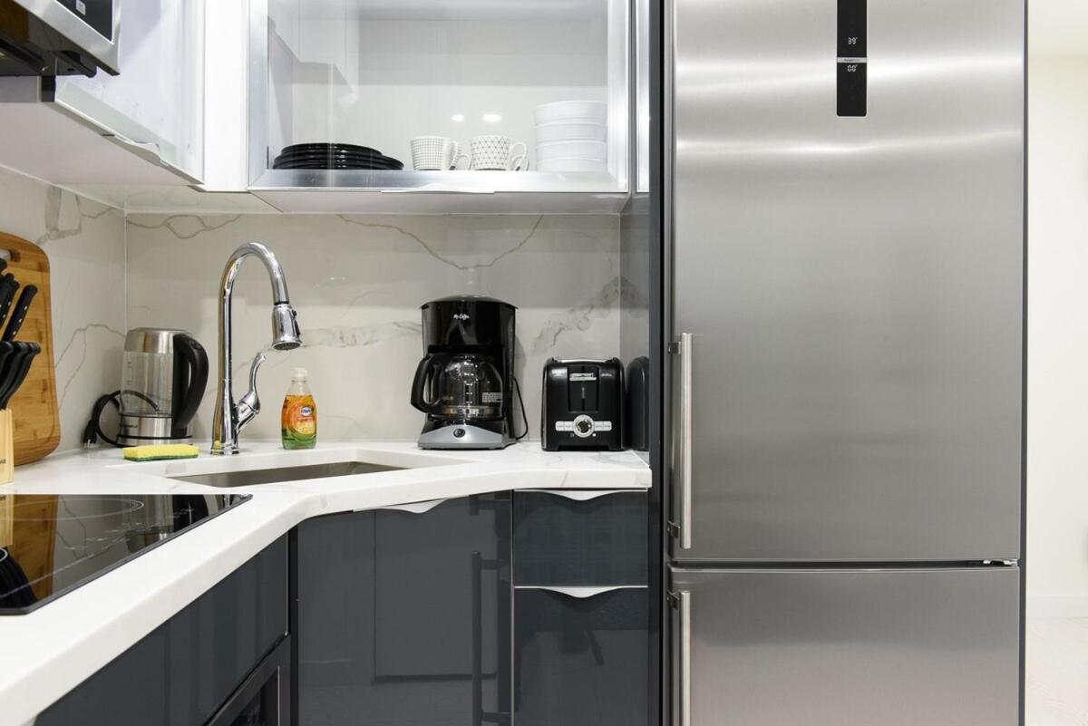 75-1b New Prime Upper East W&d Elevator New York