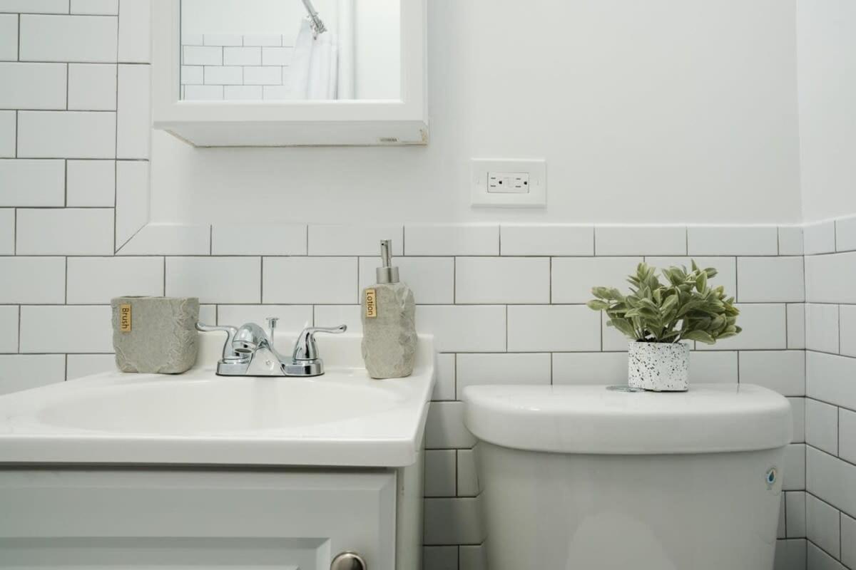 Apartment 74-4a 2br2ba In Uws W&d Gym In Building New York