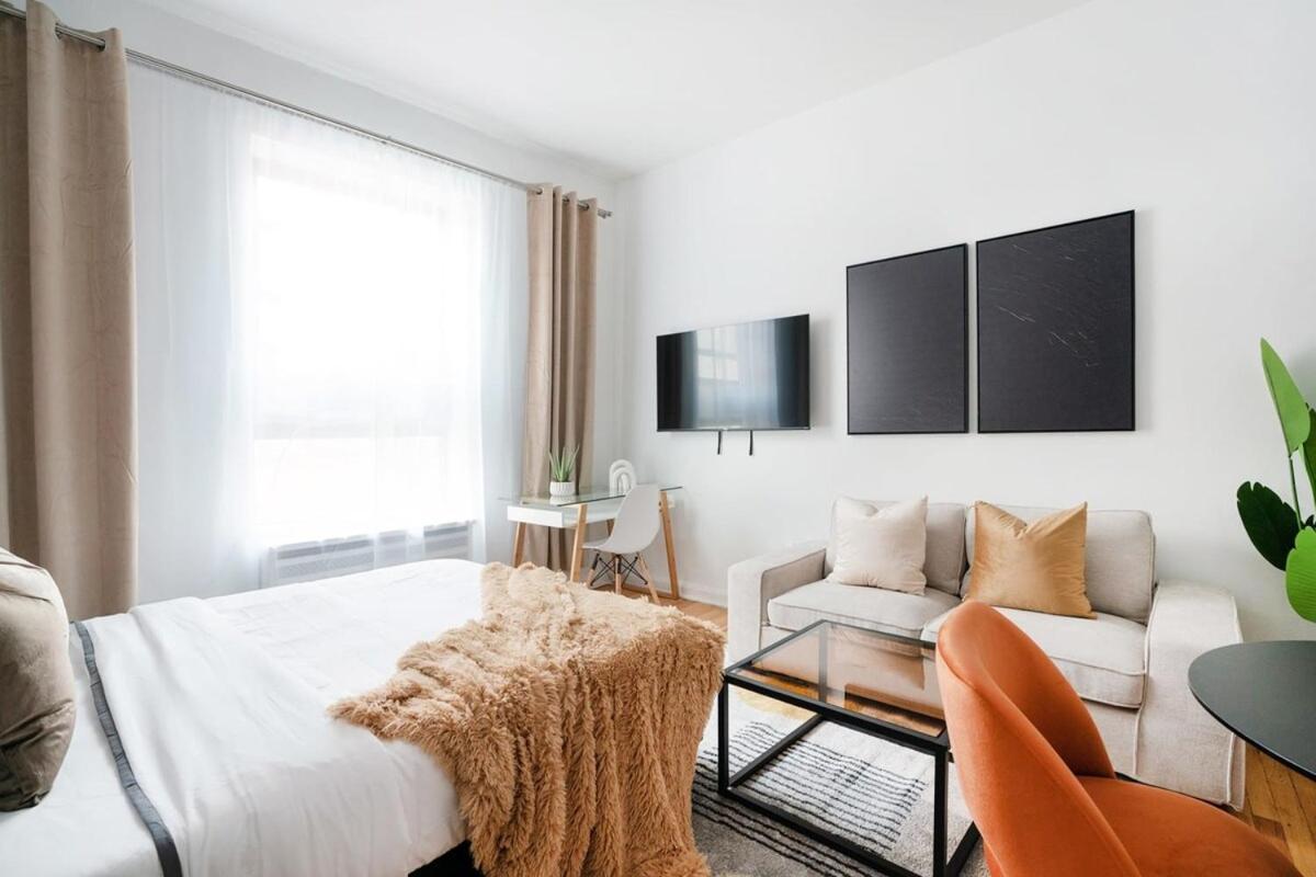 Apartment 74-3c New In Prime Uws - Gym In Building *