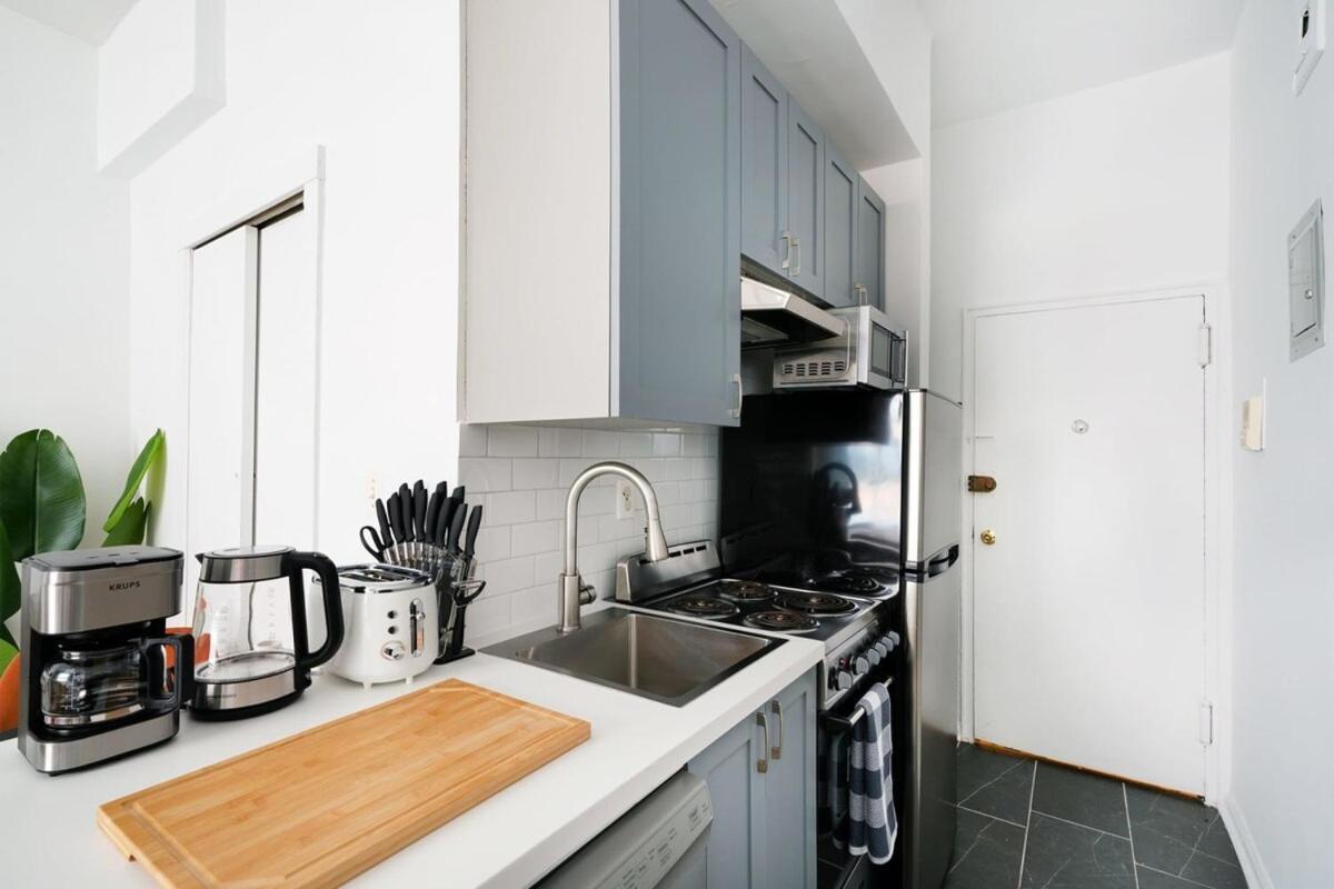 74-3c New In Prime Uws - Gym In Building Apartment