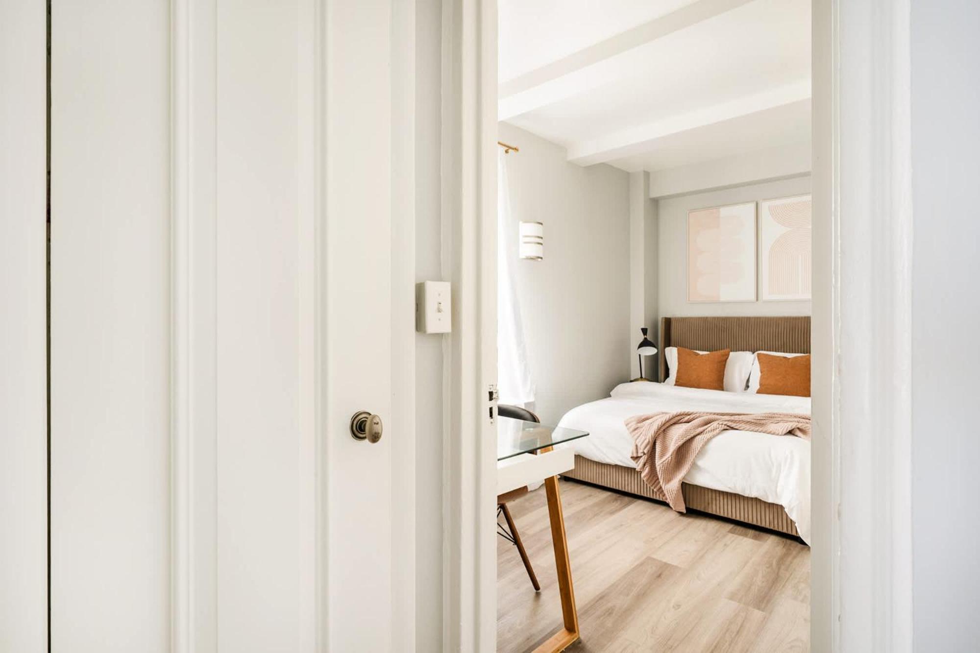 73-508 New 1br 1bth Uws Doorman Gym *