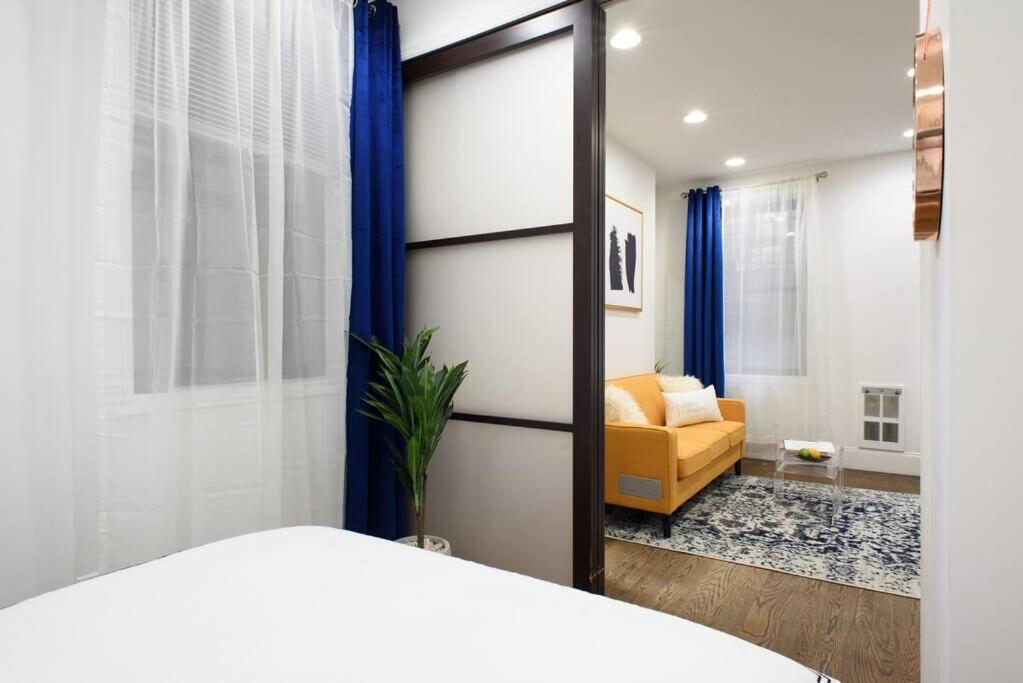 69-2a Retreat Prime Lower East Side 1br * New York