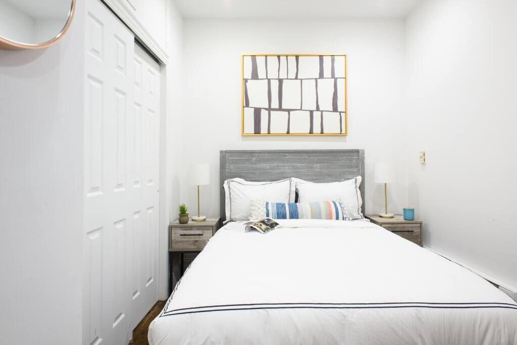 Apartment 69-2a Retreat Prime Lower East Side 1br *