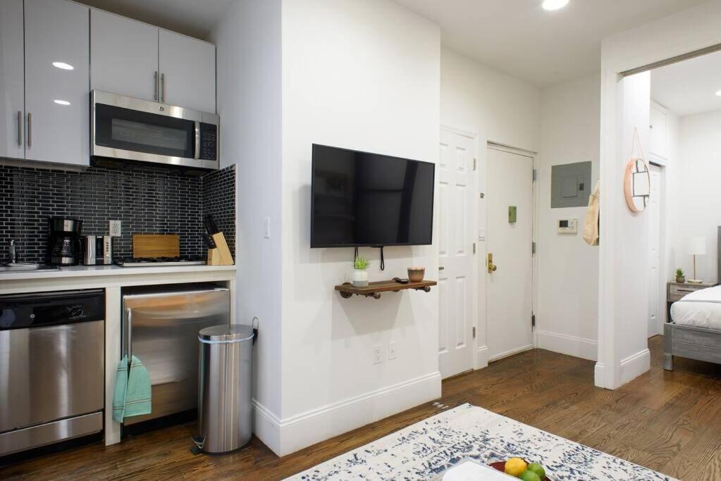 Apartment 69-2a Retreat Prime Lower East Side 1br