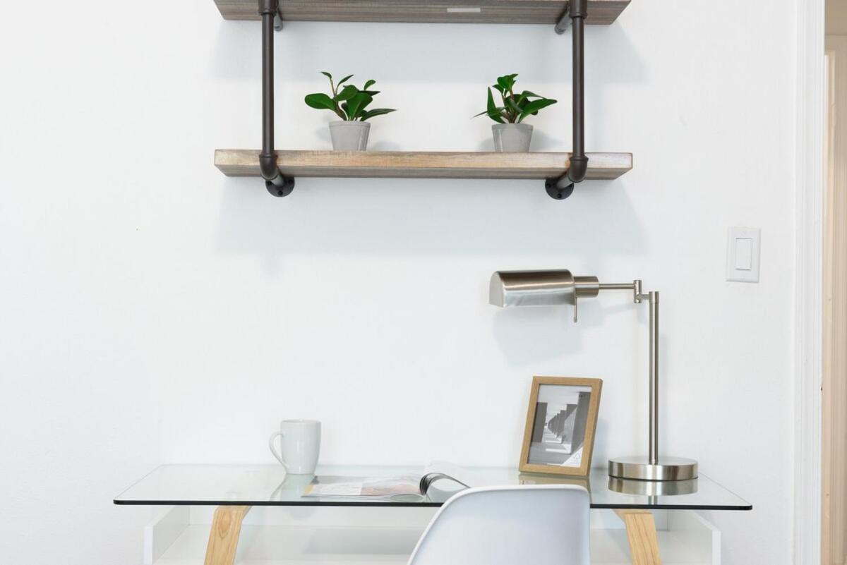 454-3w Prime Location 2br Newly Furnished Sleeps 5 * New York