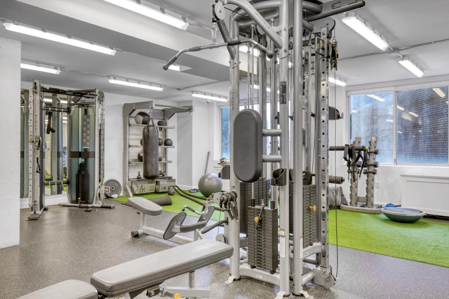 Midtown East 2br W Doorman Gym Nr Sutton Park Nyc-1149 * New York