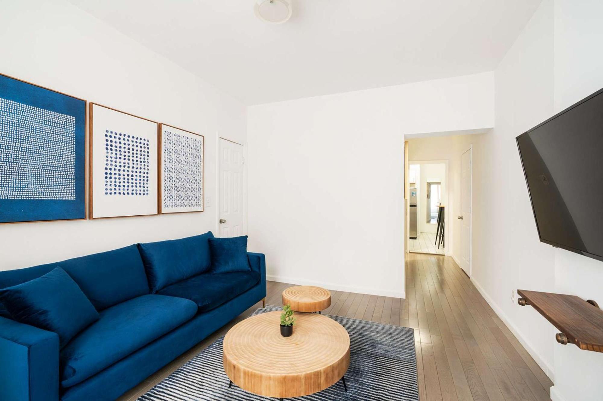 Apartment 428-2e Newly Furnished 2br Prime Midtown Sleeps 5