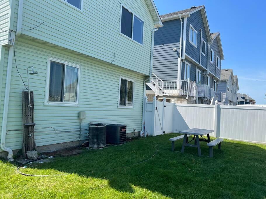 House 2car Parking Subway Jfk Usb Holiday home New York
