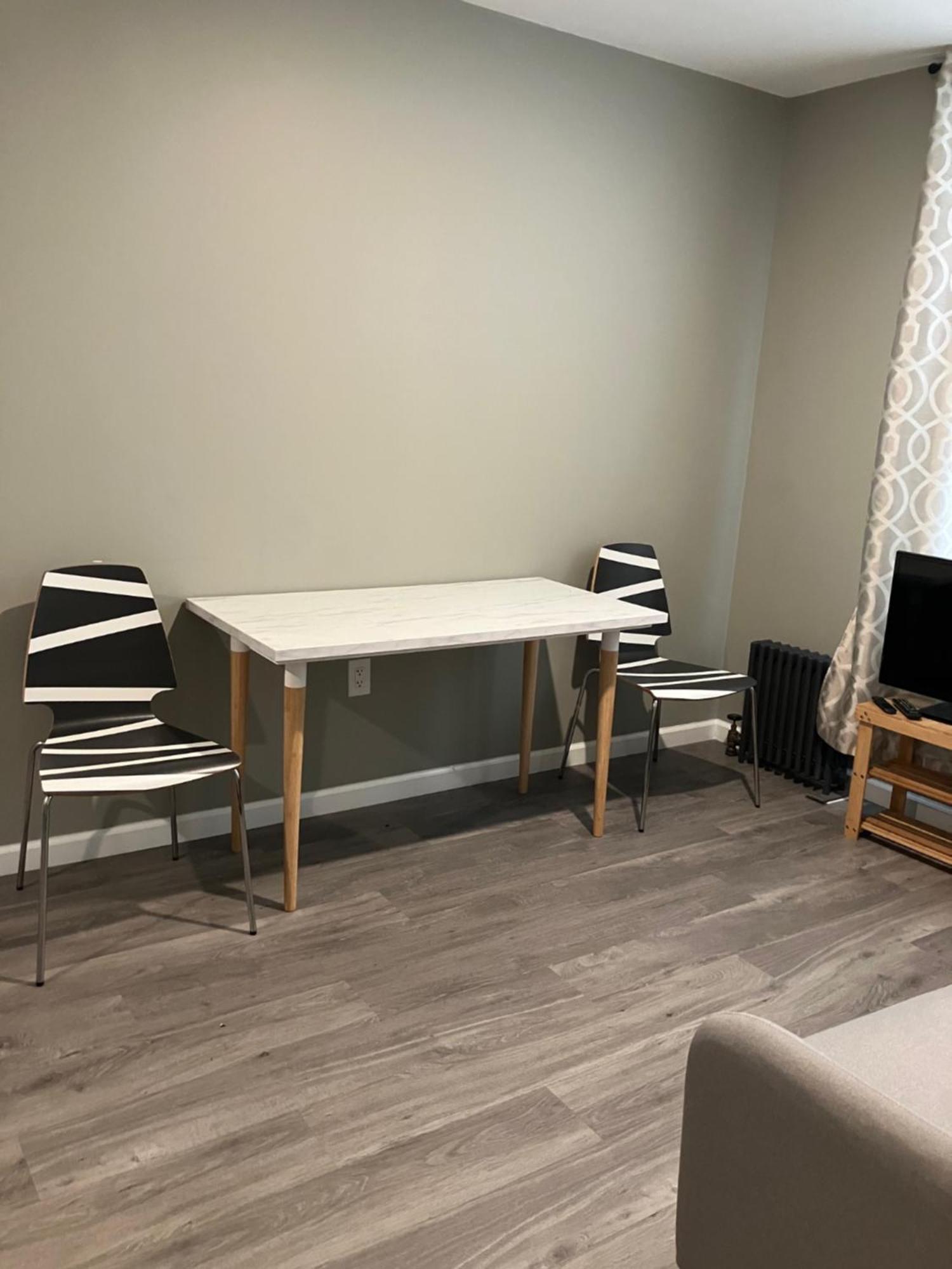 Apartment One Bedroom, Nyc 45 Min By Subway , Brooklyn, Brighton *