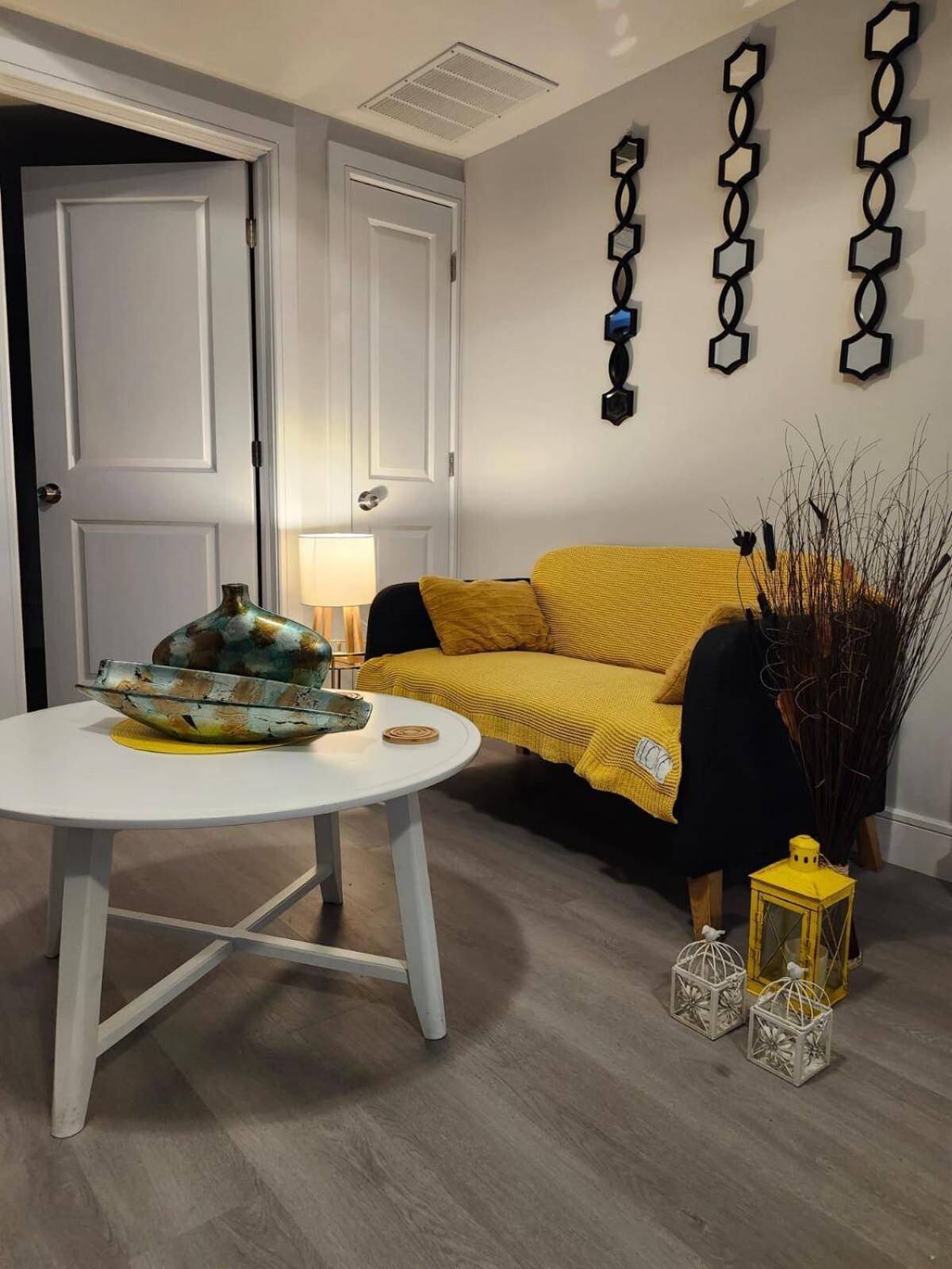 Comfy, Cozy, Affordable And Private - Free Parking Homestay *