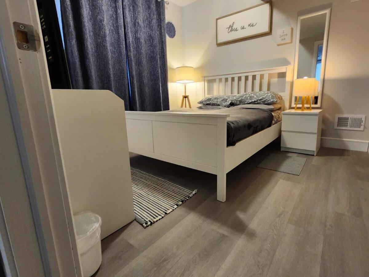 Comfy, Cozy, Affordable And Private - Free Parking *