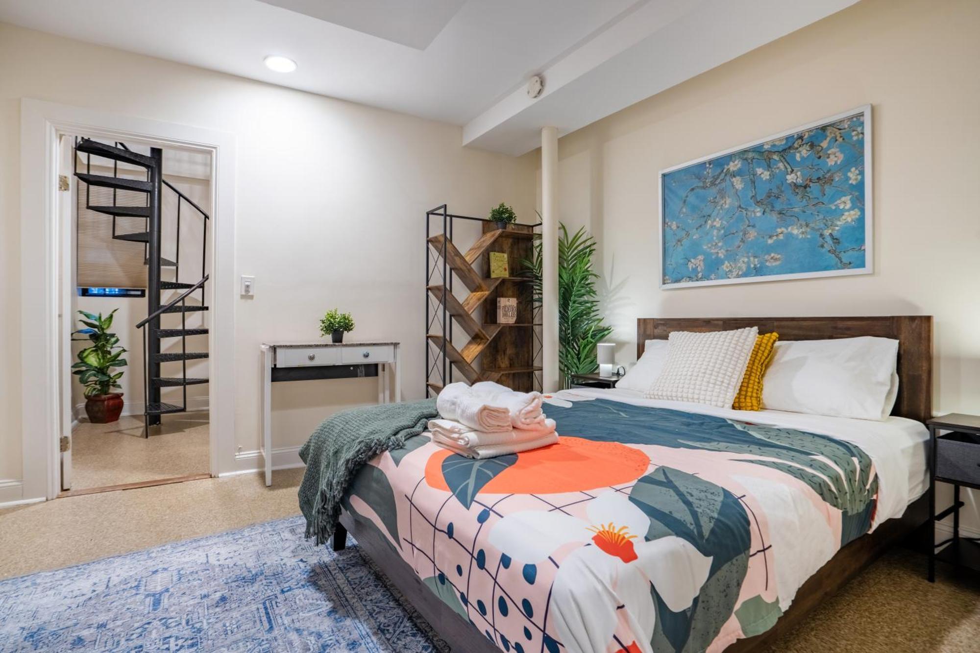 3 Bedroom Cozy In Manhattan Valley Apartment