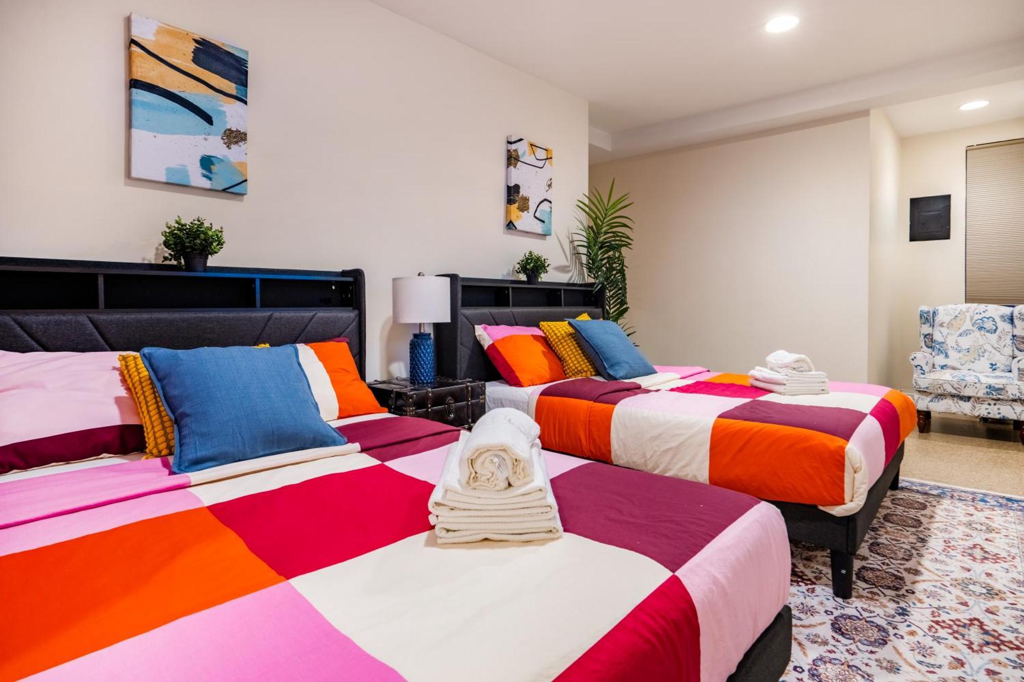 3 Bedroom Cozy In Manhattan Valley Apartment *