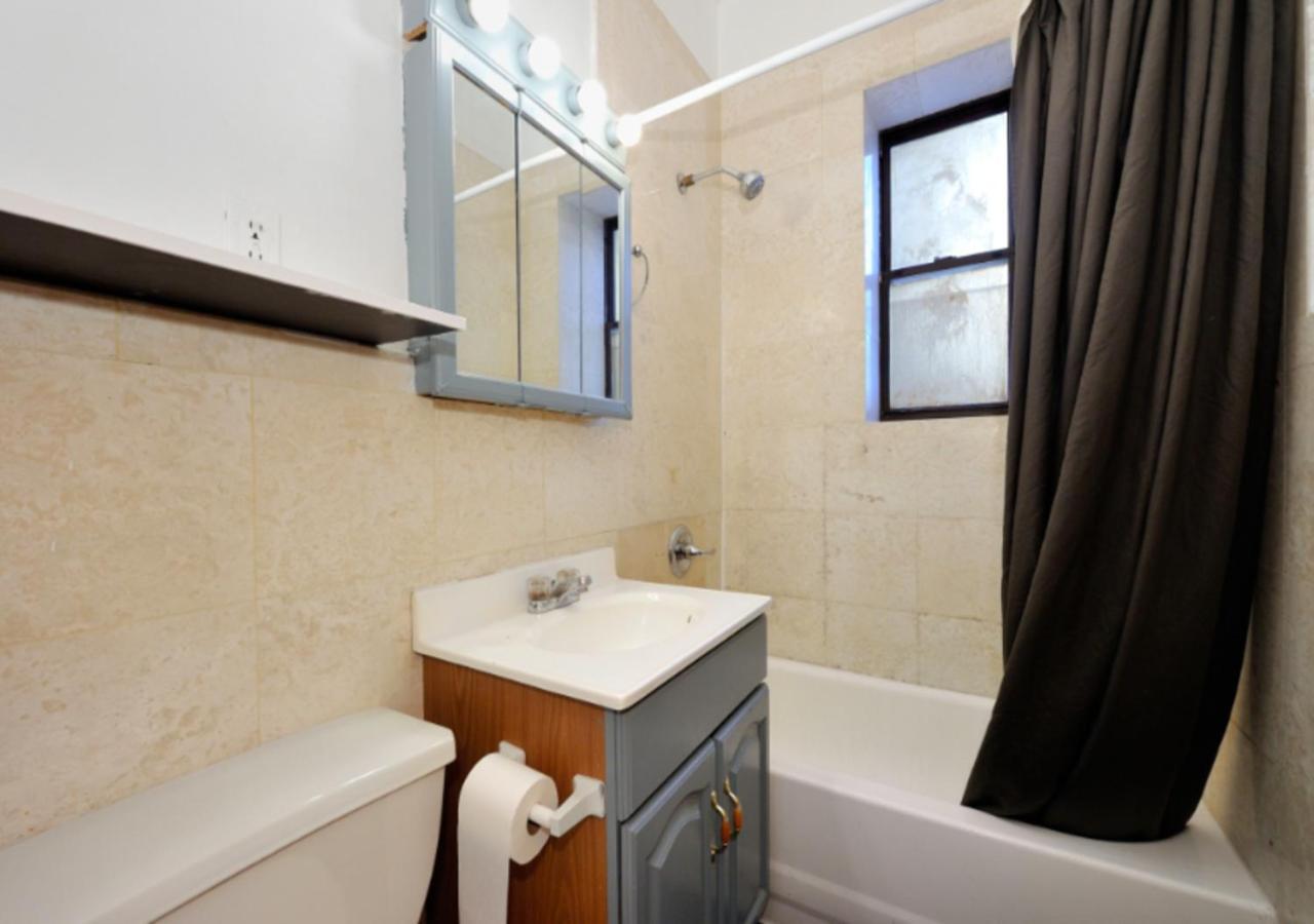 Unique 2 Bed 1 Bath In Ues New York
