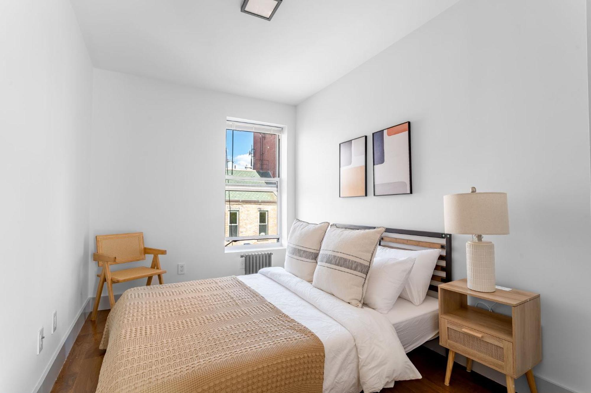 Cozy East Village 3bedroom 2bath Near Tompkins Square Park & Lower East Side Apartment New York
