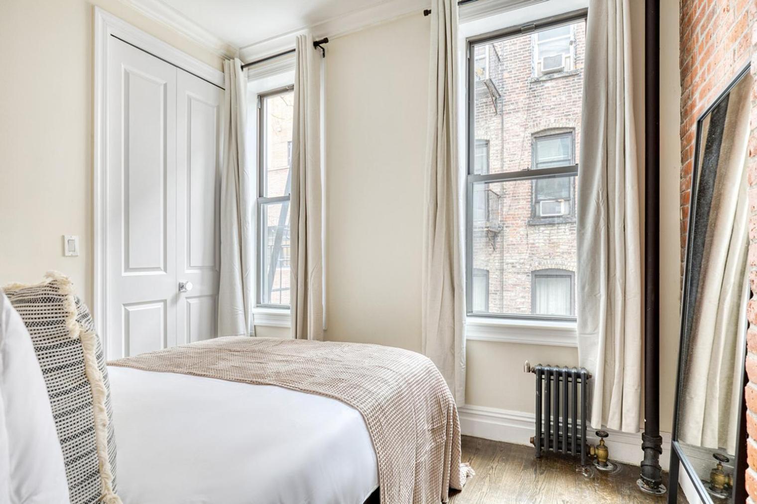 Nolita 1br W Wd Nr New Museum Nyc-1037 Apartment *