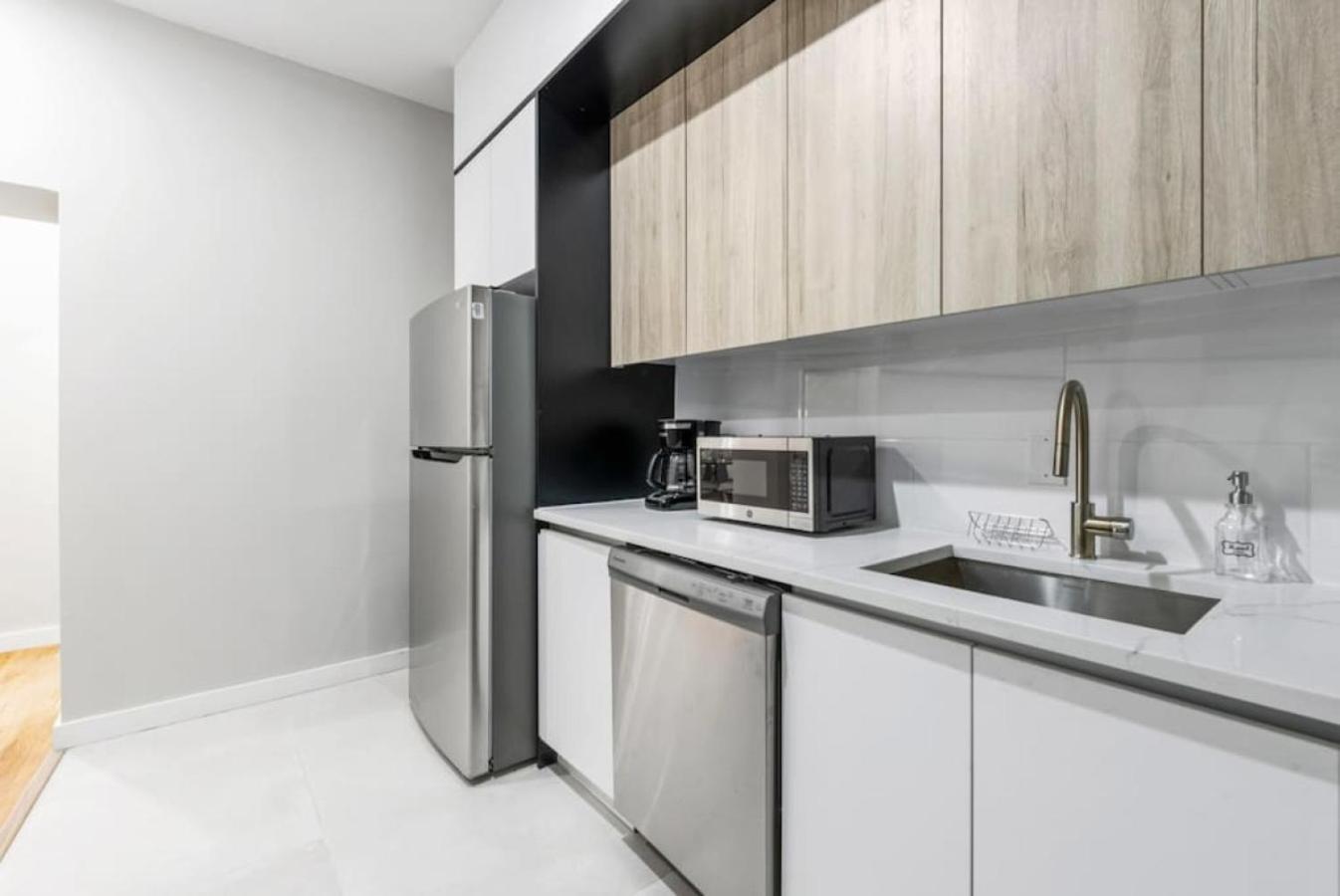 Notch 2br 2ba Minutes To Park New York
