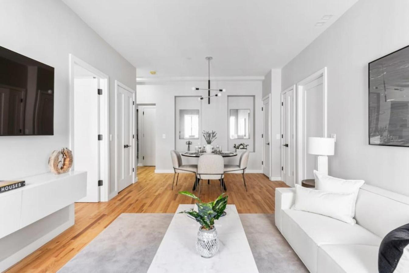 Notch 2br 2ba Minutes To Park New York