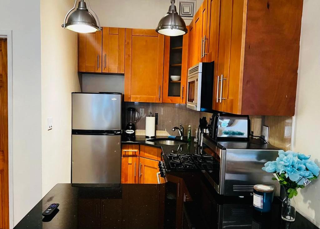 Midtown Oasis - Steps From Empire State Building Apartment