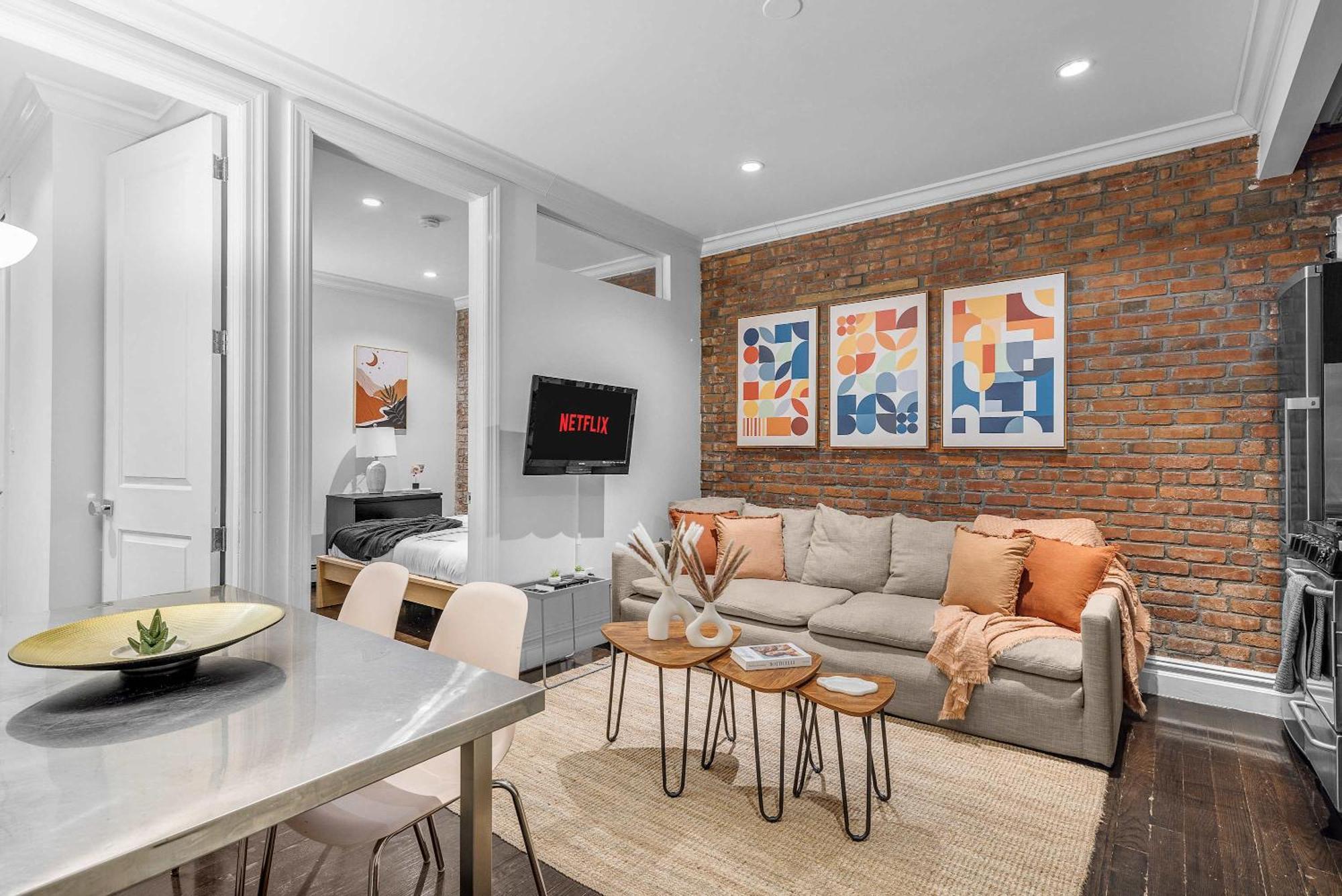 Explore Nyc Cozy 2br In Prime Location New York