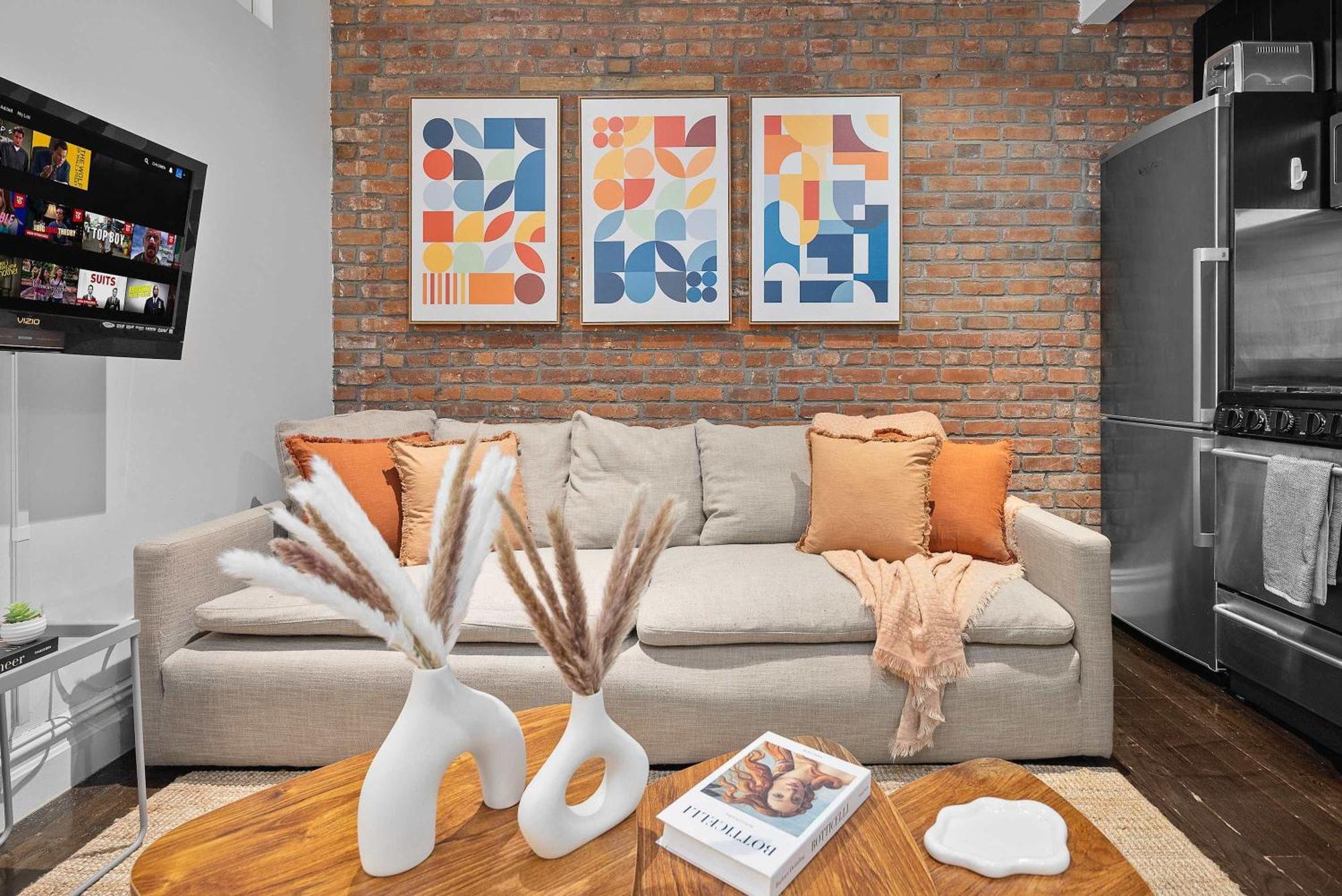 Apartment Explore Nyc Cozy 2br In Prime Location *