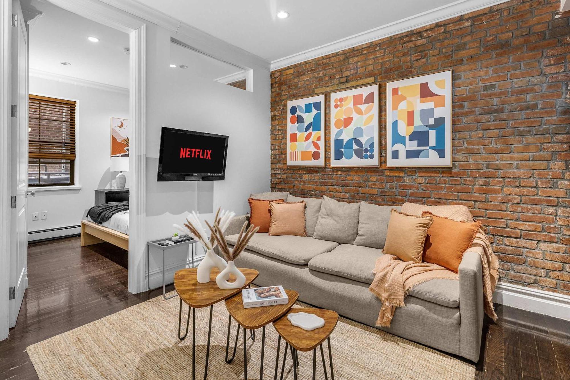 Apartment Explore Nyc Cozy 2br In Prime Location New York