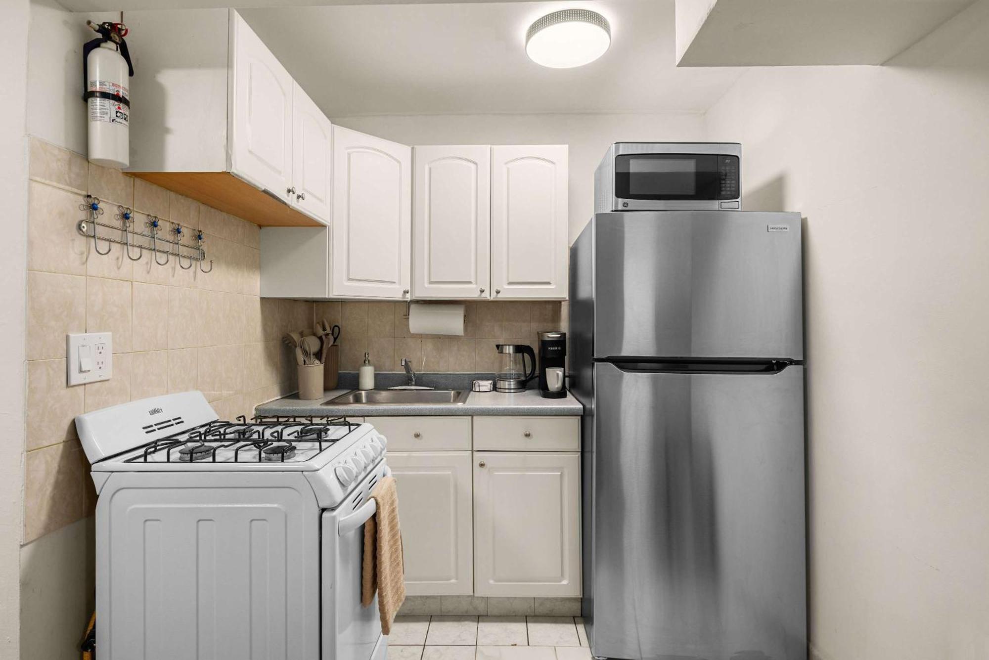Apartment Living 3br In East Village Manhattan