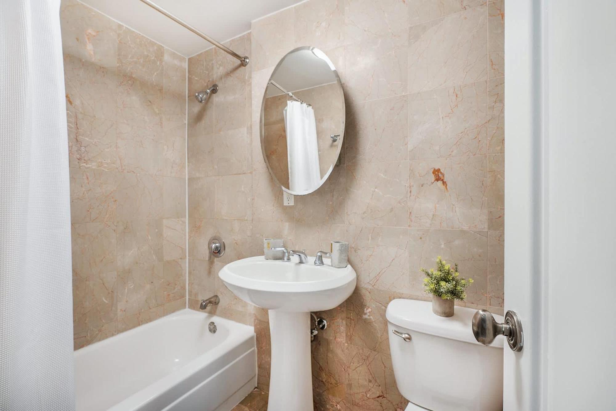 73-320 New 1br 1bth Uws Doorman Gym