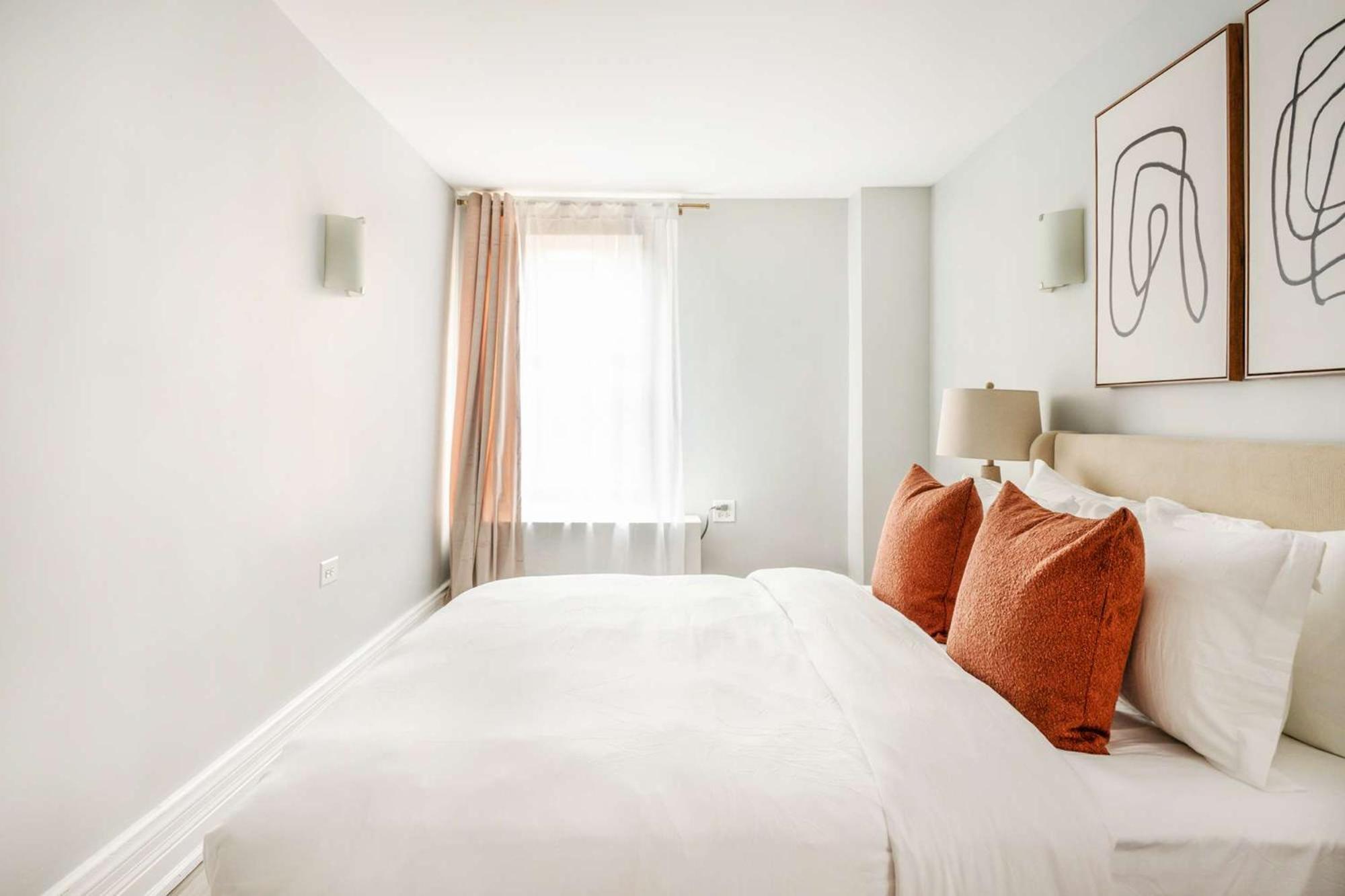 73-320 New 1br 1bth Uws Doorman Gym Apartment New York