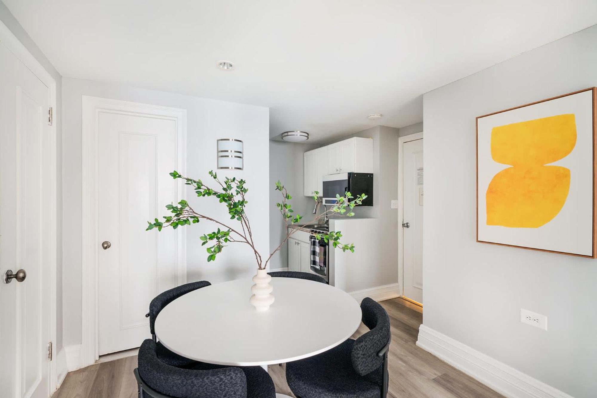 73-320 New 1br 1bth Uws Doorman Gym *