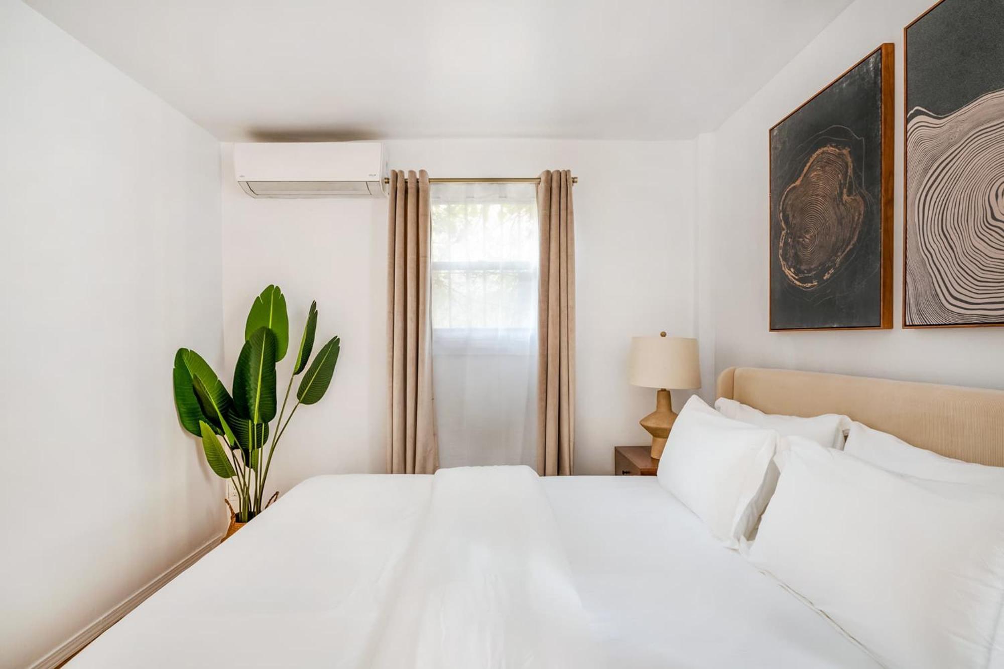 26-1c Gramercy Large 1br Wd Apartment