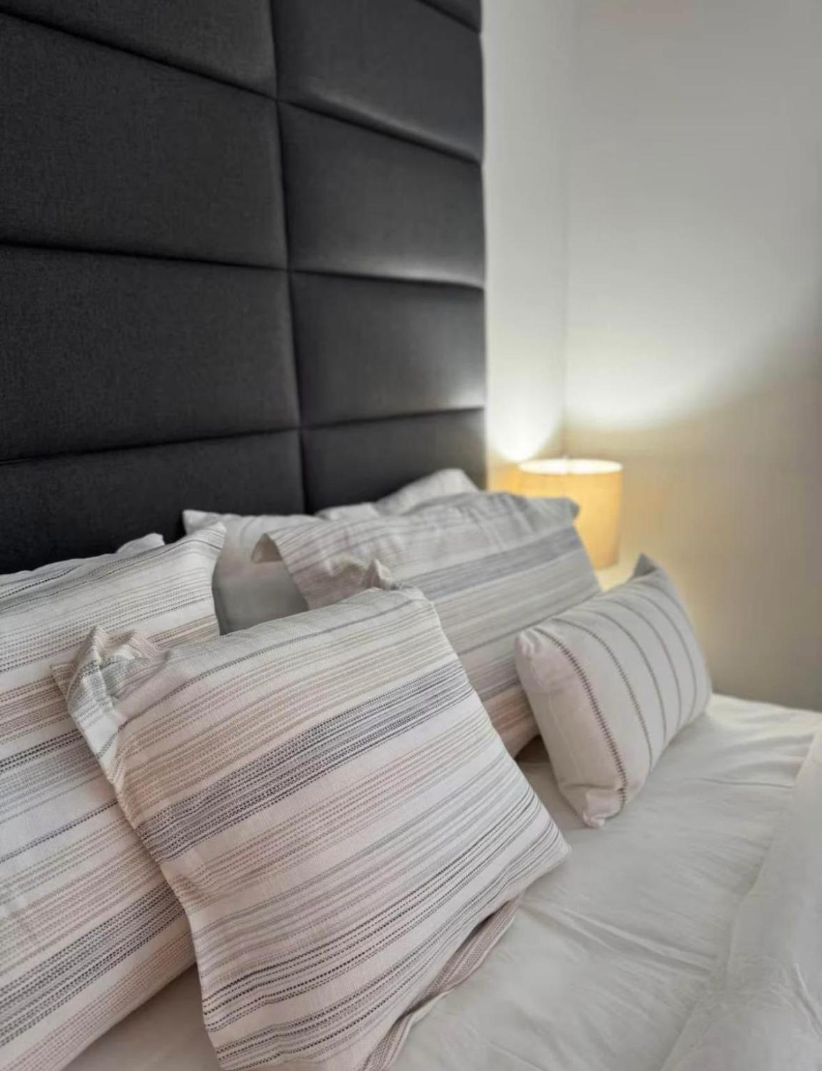 New Chic & Cozy 1bd Near East River, Minutes From Park Apartment