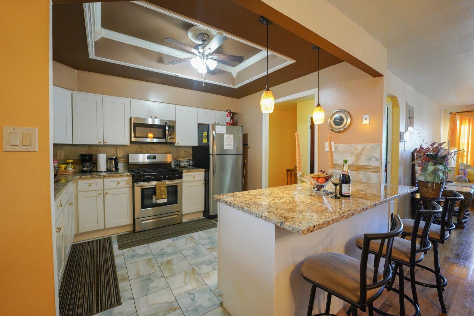 Chekells Cozy Close To Everything Free Wifi * New York