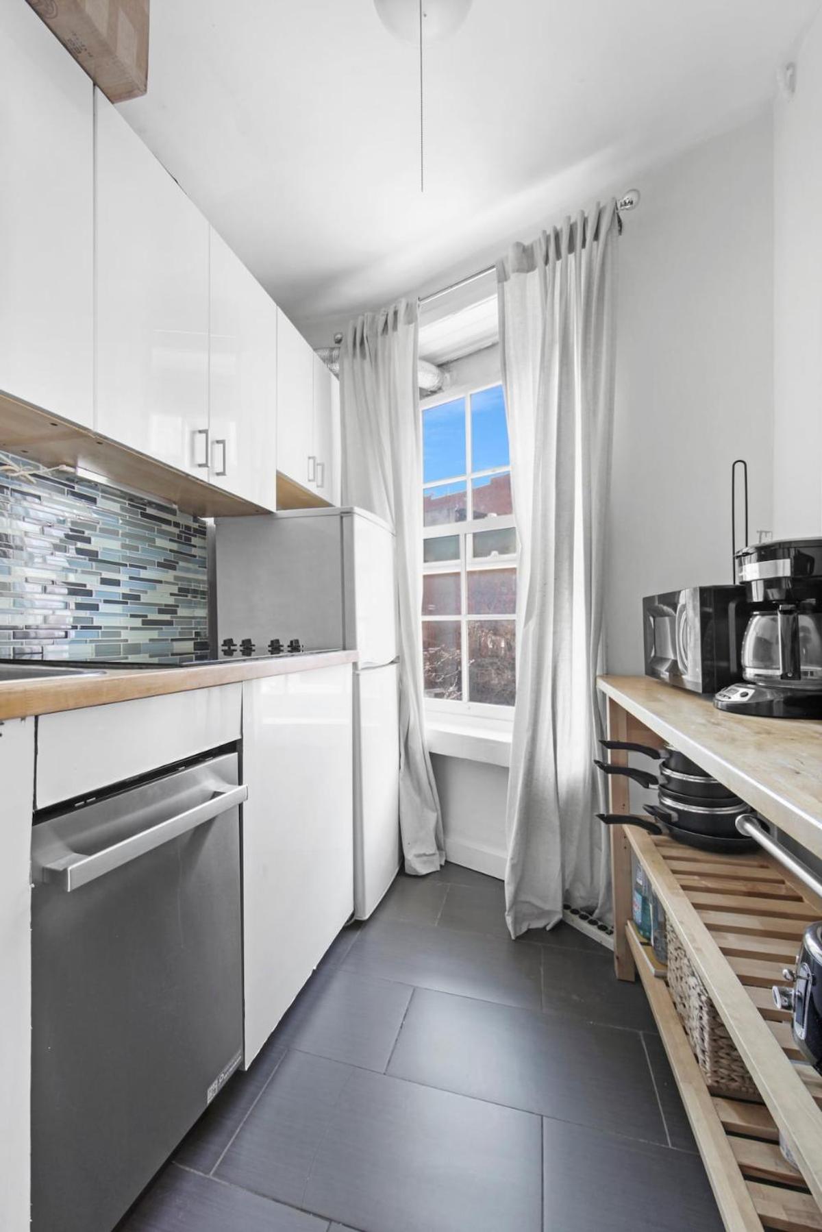 Apartment Location In Greenwich Village *