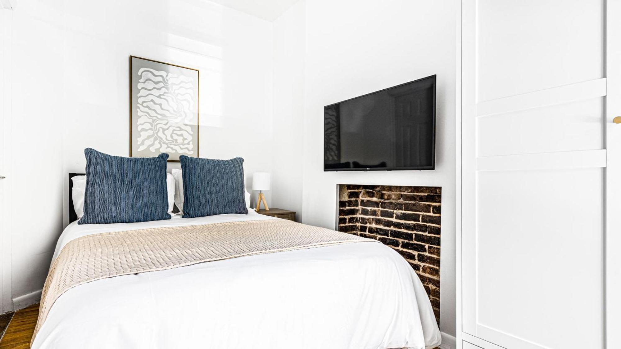 Apartment Stylish & Comfy 4bdr & 1bth In Midtown Manhattan *