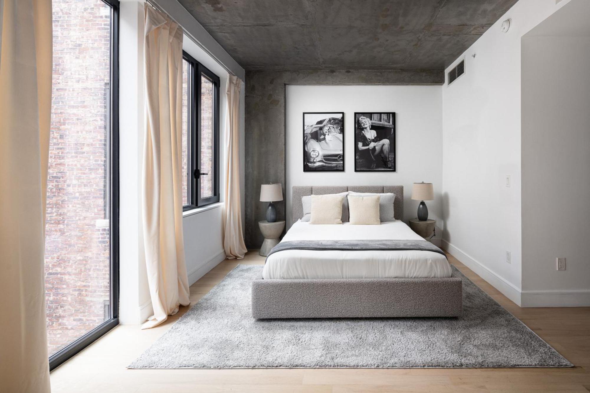Stunning Penthouse In Manhattan Apartment