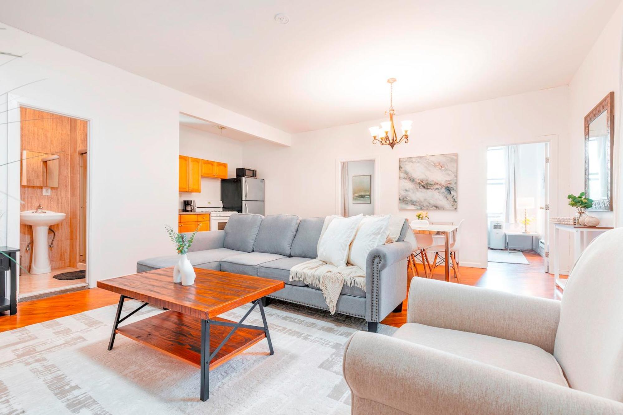 Prime Location Upper Manhattan Furnished Apartment New York