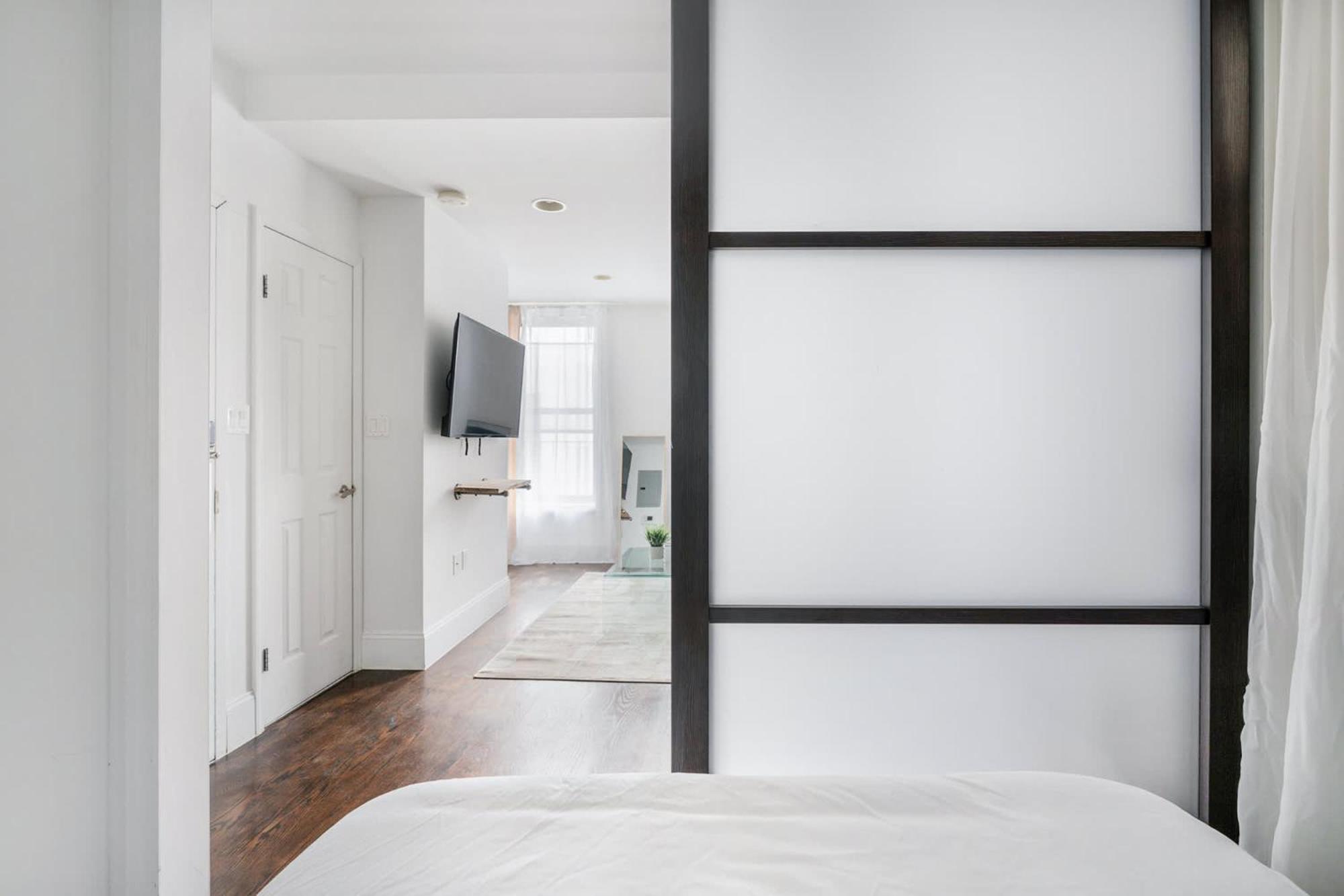 69-5b I Stylish Lower East Side 1br Brand New New York