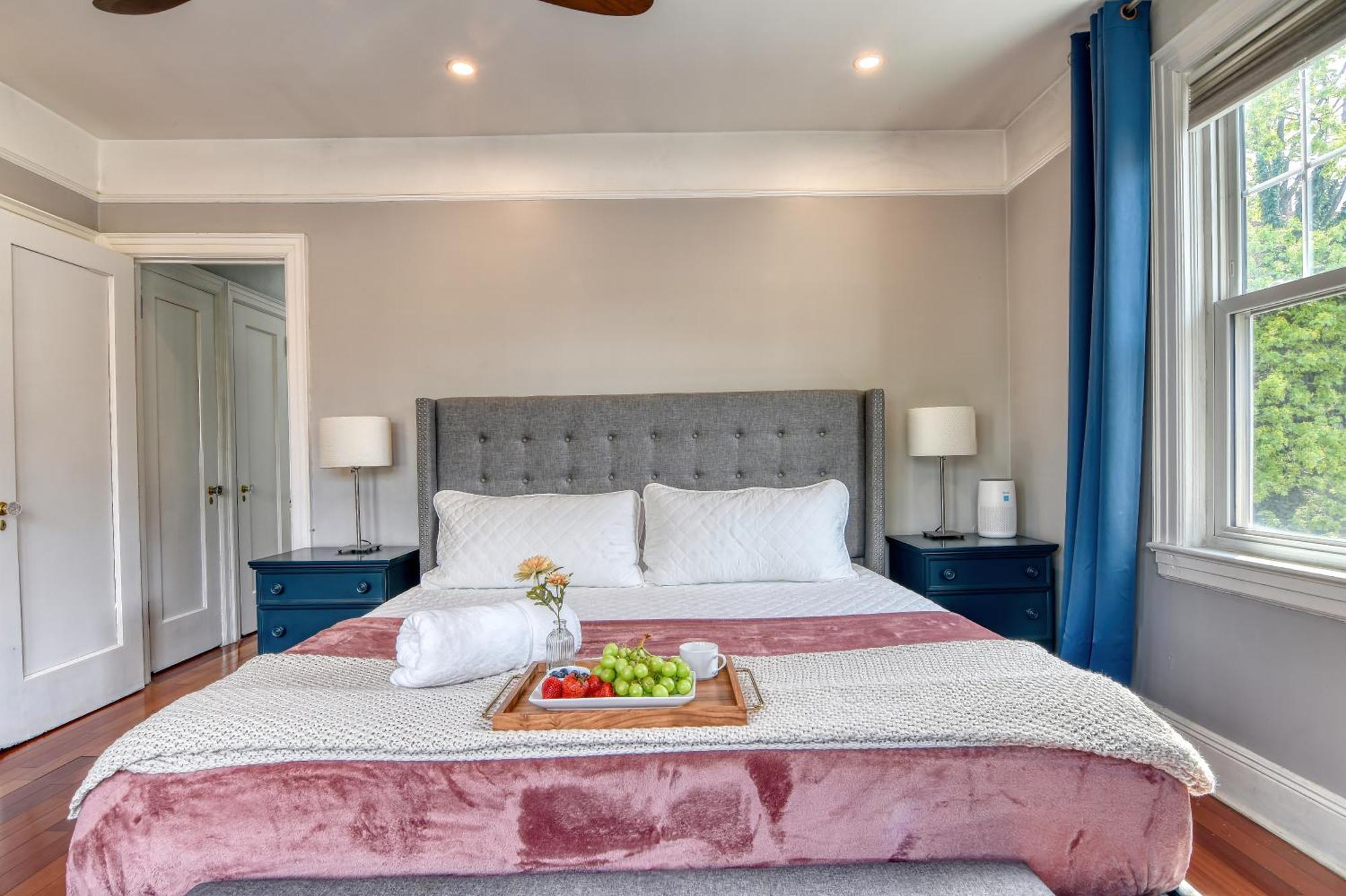 Holiday home Close To Prospect Park, King Size Beds, 30 Minutes To Times Square, Free Parking