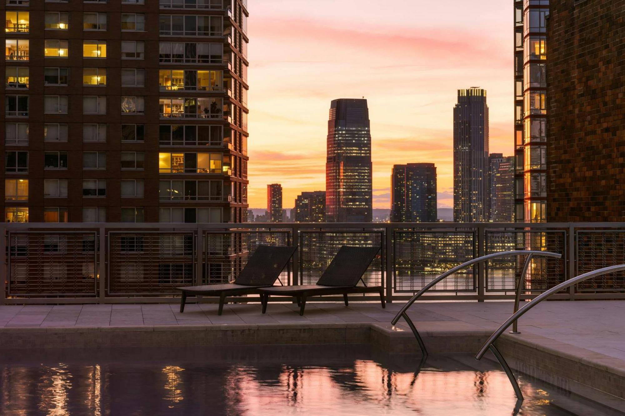 Aparthotel Sonder Battery Park Financial District New York