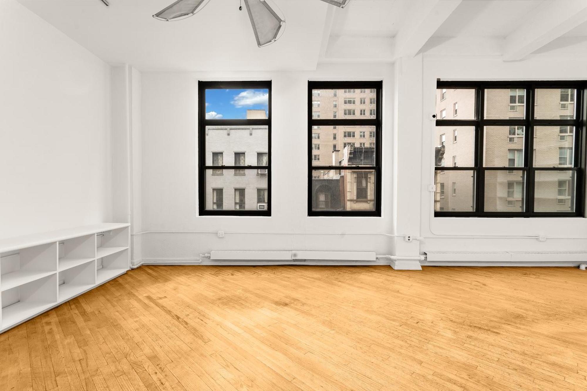 Stylish 3br 2ba East Village Steps From Tompkins Square Park Apartment New York