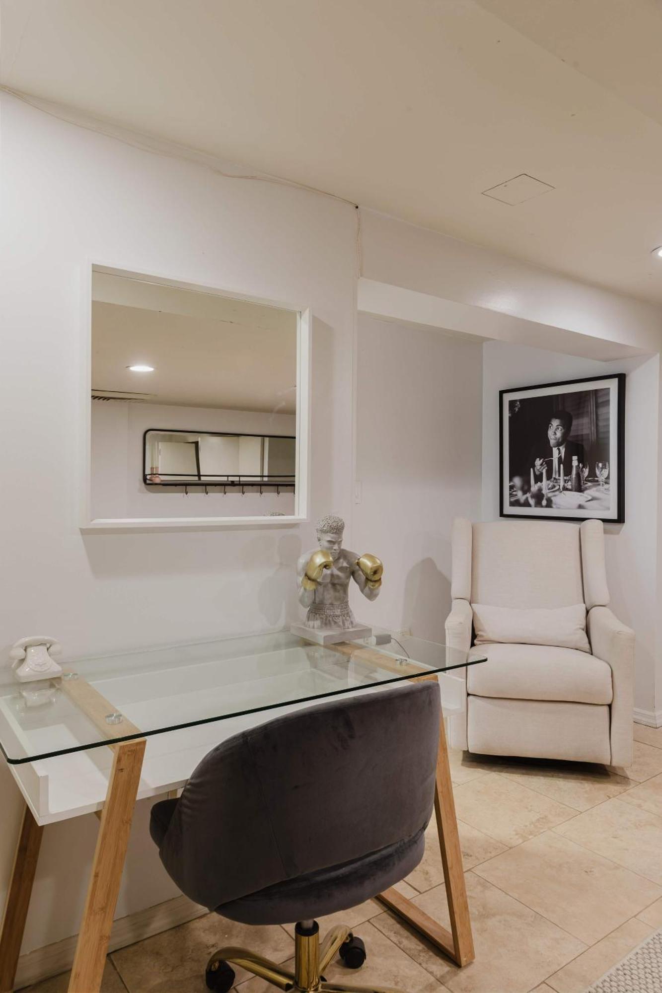 Private Beautiful Townhome W Zen Garden Holiday home *