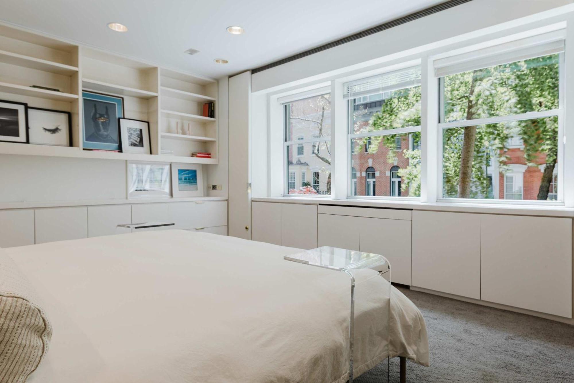 Private Beautiful Townhome W Zen Garden