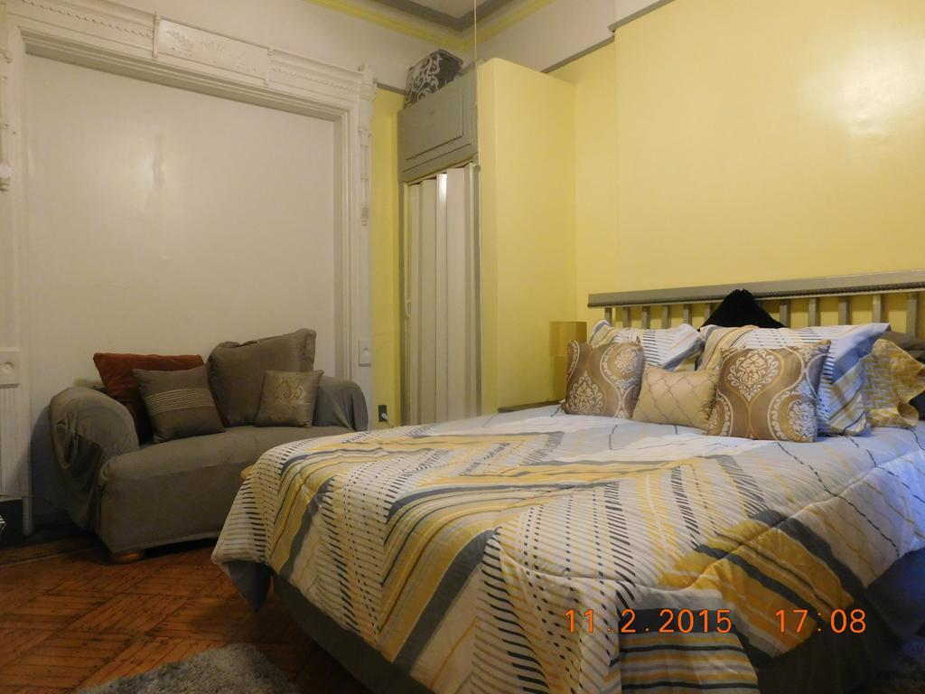 Debbie's Place Apartment *