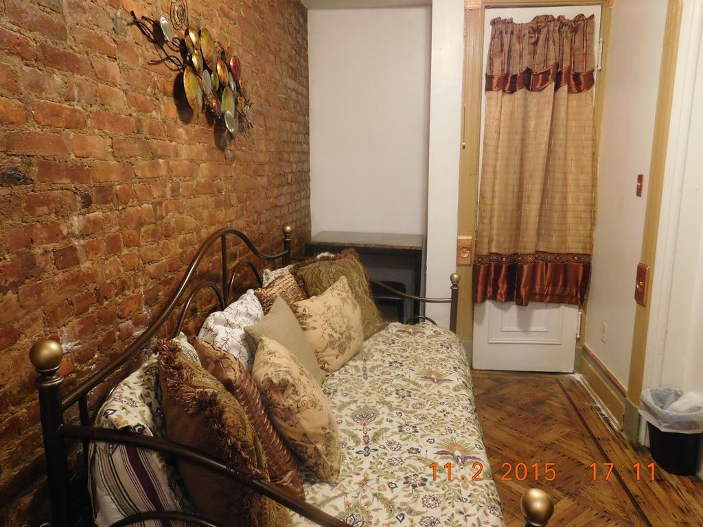Debbie's Place Apartment *