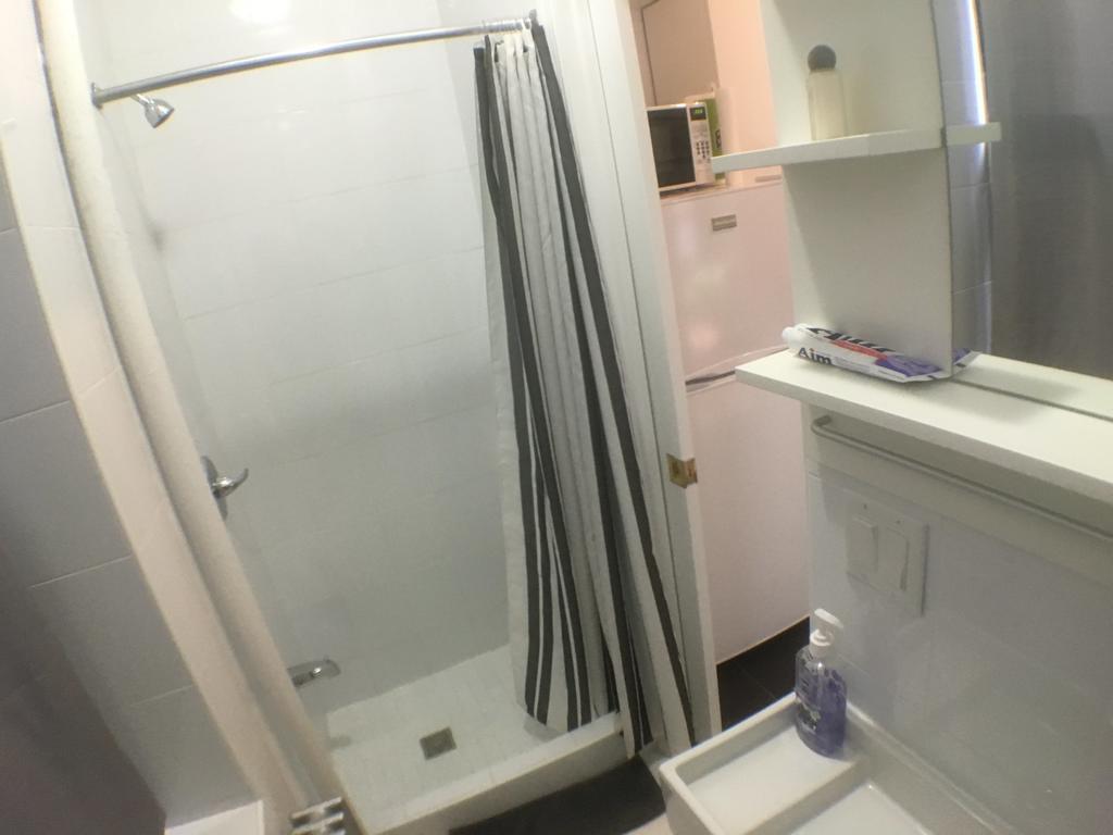 Apartment Two Bedroom Henry Street #42 *