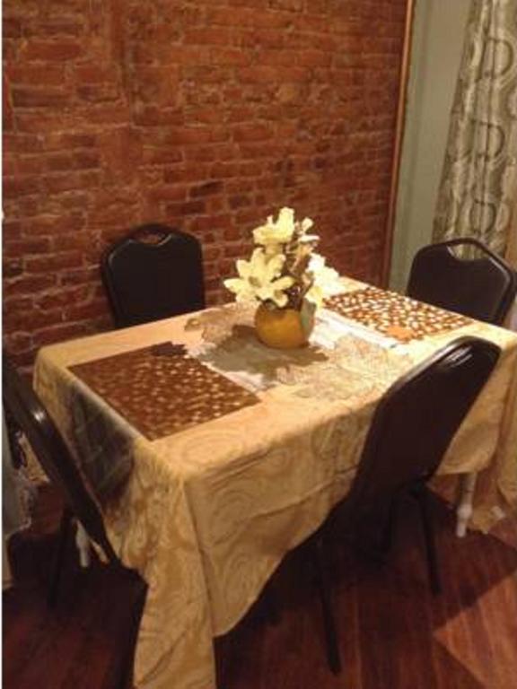 Debbie's Place * New York