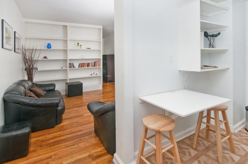 Midtown East Apartment *